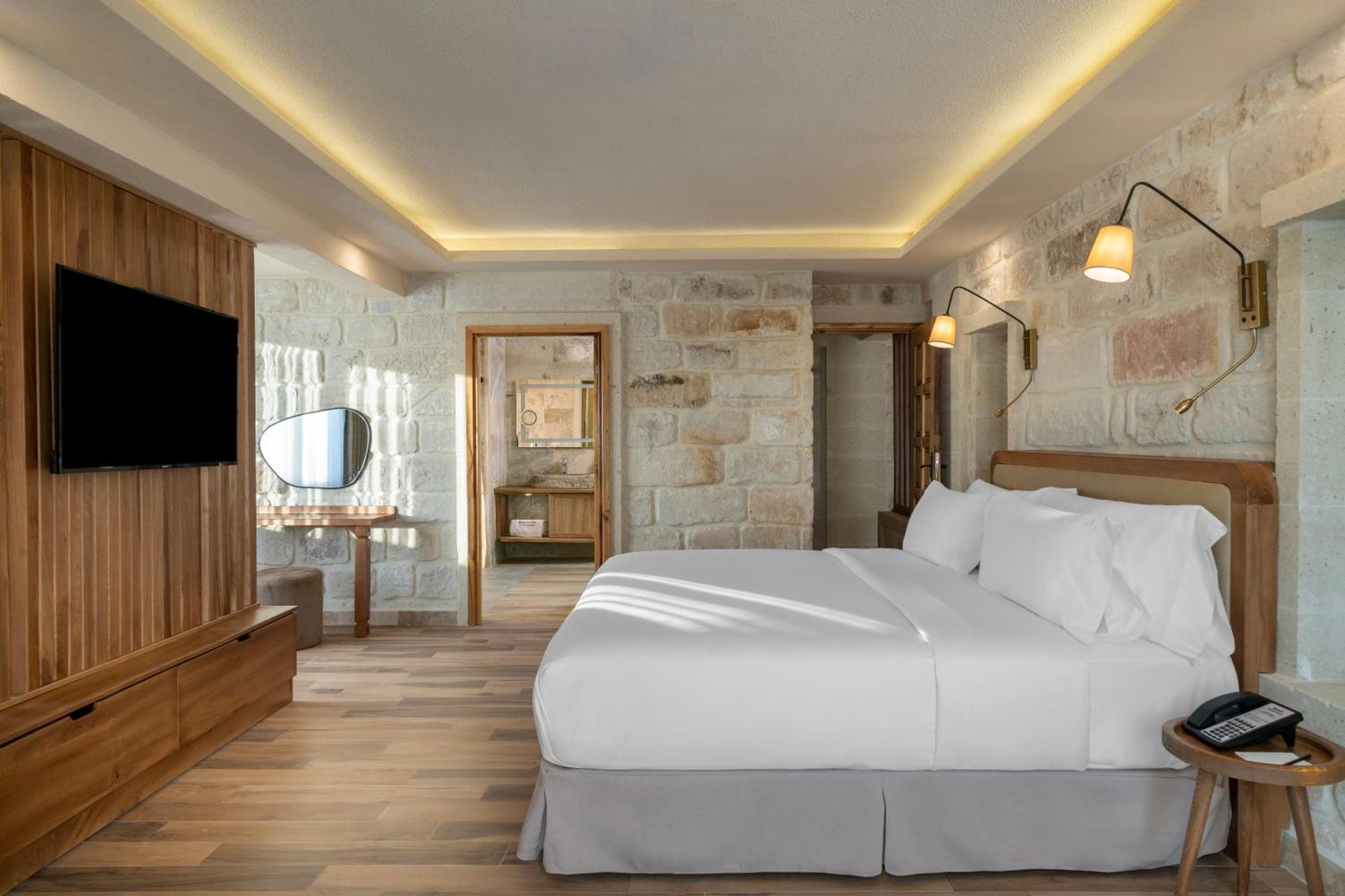 ホテル Barcelo Cappadocia ネヴシェヒル エクステリア 写真